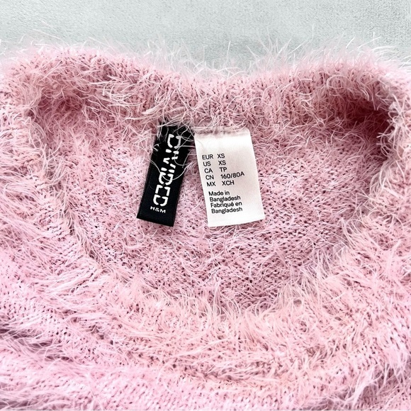 H&M Warm Fuzzy Stretchy Pink Sweater Size Small - Picture 7 of 7